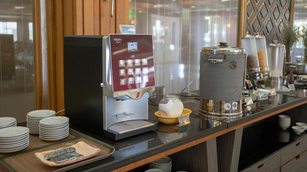 Khum Phucome Hotel -Sha Extra Plus Chiang Mai Exteriör bild